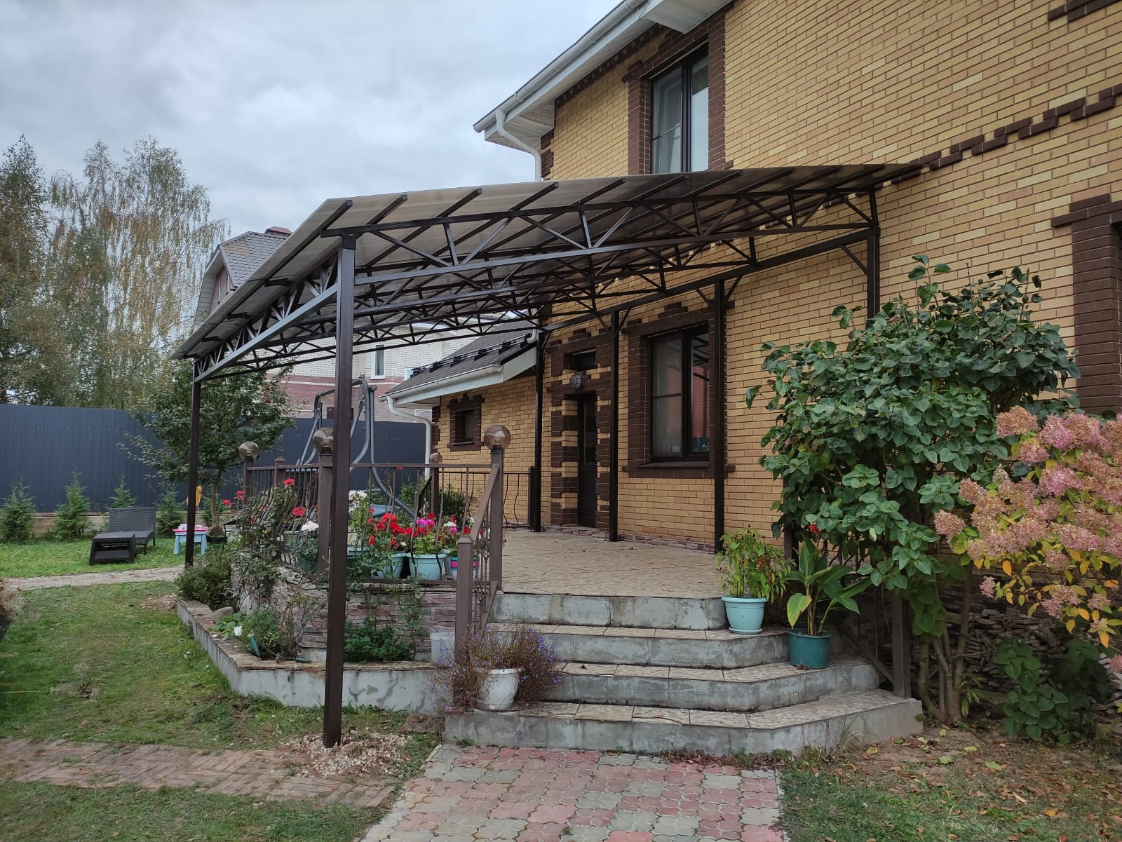 Навес из поликарбоната, размер 5x6м